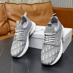 ディオール スニーカー 新作