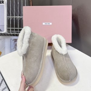 ミュウミュウ ムートンブーツ