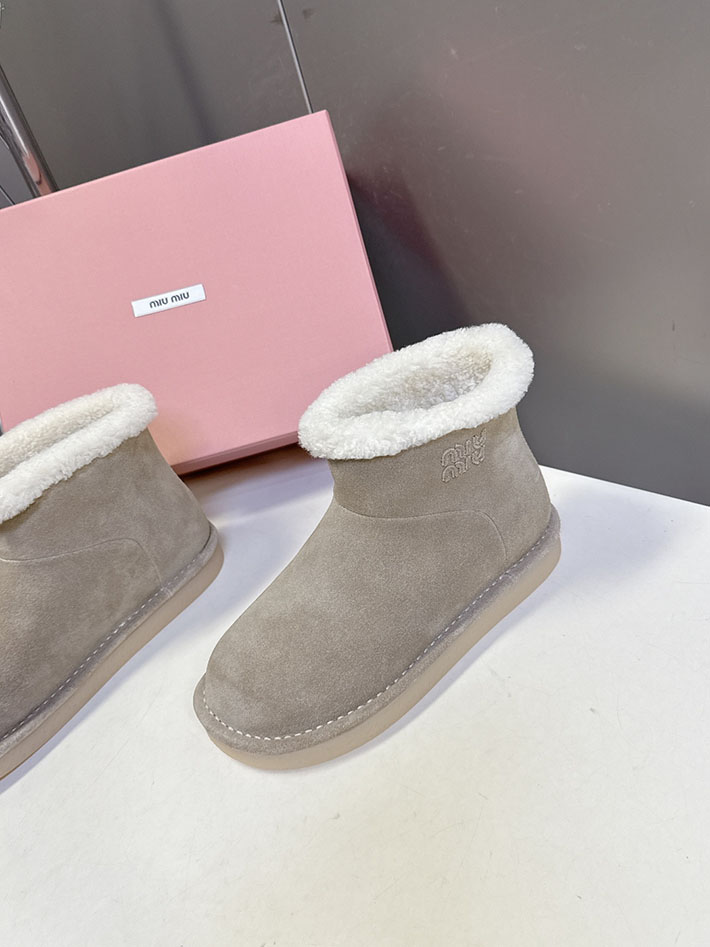 最高級MiuMiuスーパーコピー ミュウミュウ スエードxシアリング ミュール 5R514E 2627064 miumiu レザーブーツ - 画像 (2)