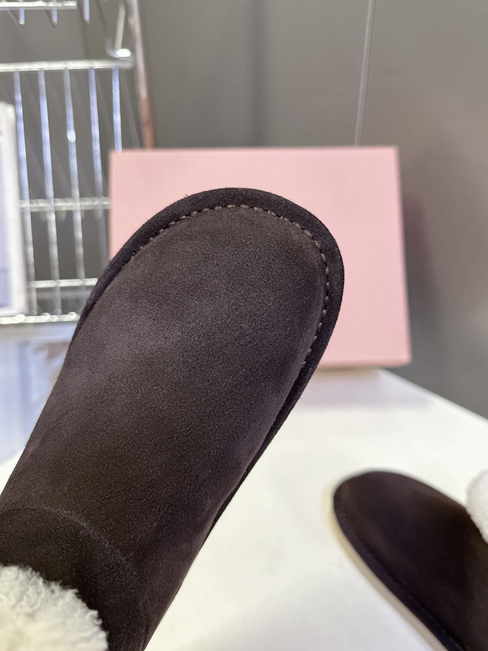 最高級MiuMiuスーパーコピー ミュウミュウ スエードxシアリング ミュール 5R514E 2627066 レディース スノーブーツ 人気 - 画像 (7)