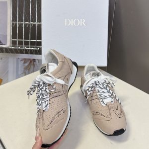 ディオール スニーカー 新作