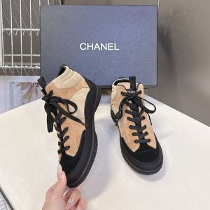 シャネル スニーカー レディース
