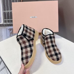 miumiu 冬靴