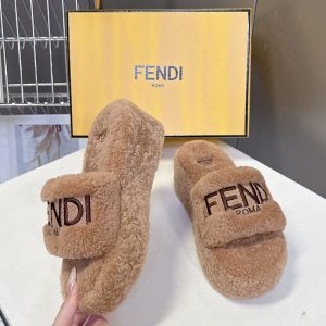 フェンディ サンダル レディース