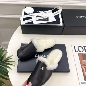 シャネル サンダル 公式