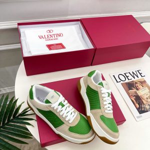 ヴァレンティノ スニーカー レディース
