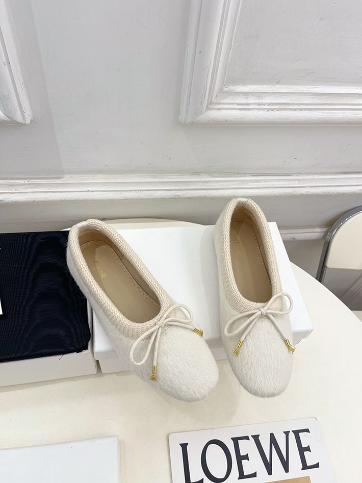 最高級セリーヌスーパーコピー CELINE アビー バレリーナ アルパカウールファブリック 364965232C.12CW セリーヌ バレリーナ - 画像 (2)