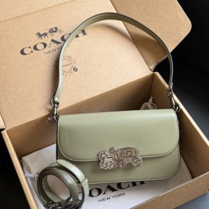 コーチ バッグ 斜 めがけ 人気