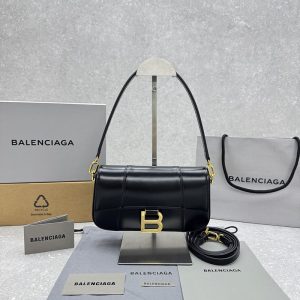 バレンシアガ バッグ アウトレット