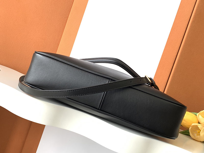 最高級セリーヌスーパーコピー CELINE ミディアム カミーユ 16(セーズ)ソフト バッグ ブラック 119563FX9.38NO - 画像 (7)