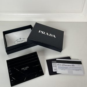 プラダ カードケース アウトレット