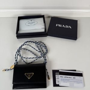 プラダ カードケース レディース