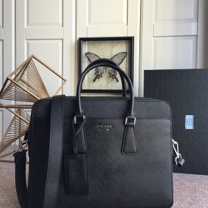 プラダ ビジネス バッグ アウトレット