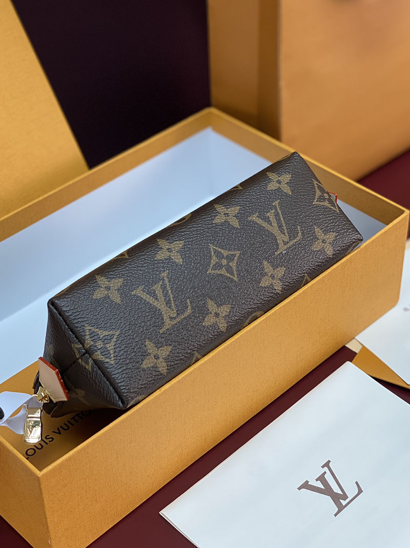 最高級ルイヴィトンスーパーコピー Louis Vuitton ポシェット・コスメティック PM フューシャ M15359 ルイヴィトン 化粧ポーチ - 画像 (6)