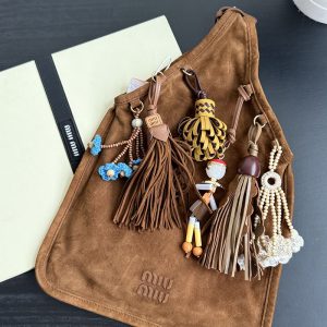 ミュウミュウ バッグ 茶色