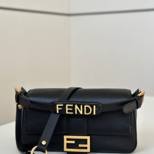 レディース フェンディ バッグ 人気