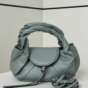 フェンディ スパイ バッグ 定価