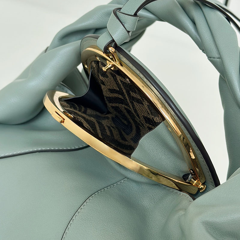 フェンディ 人気バッグ FENDI スパイ スモール バッグ マーキュリーブルー 8BR838AYCTF1UJC フェンディ スパイ バッグ 定価 - 画像 (3)