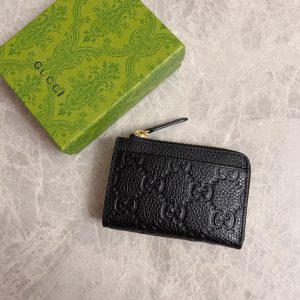 グッチ カードケース 財布代わり