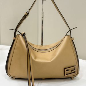 フェンディショルダーバッグレディース