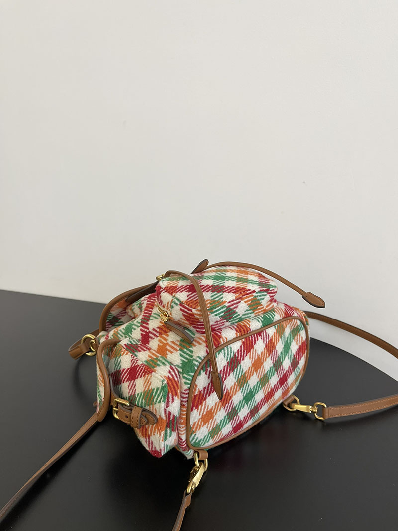 最高級MiuMiuスーパーコピー ミュウミュウ プレイドxレザー バックパック 5BZ043_2IFK_F0Q6N_V_OOM ミュウミュウ リュック アウトレット - 画像 (3)