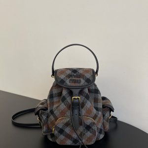 Miumiu リュック レディース