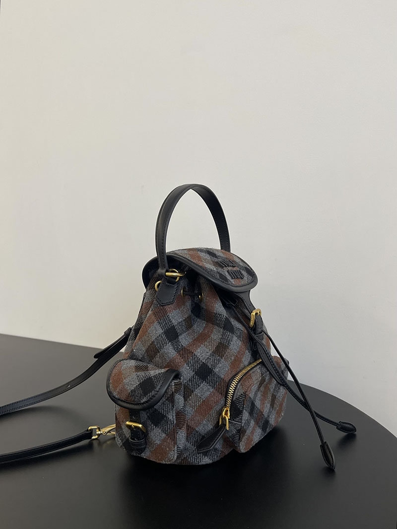 最高級MiuMiuスーパーコピー ミュウミュウ プレイドxレザー バックパック 5BZ043_2IFK_F0RDS_V_OOM Miumiu リュック レディース - 画像 (9)