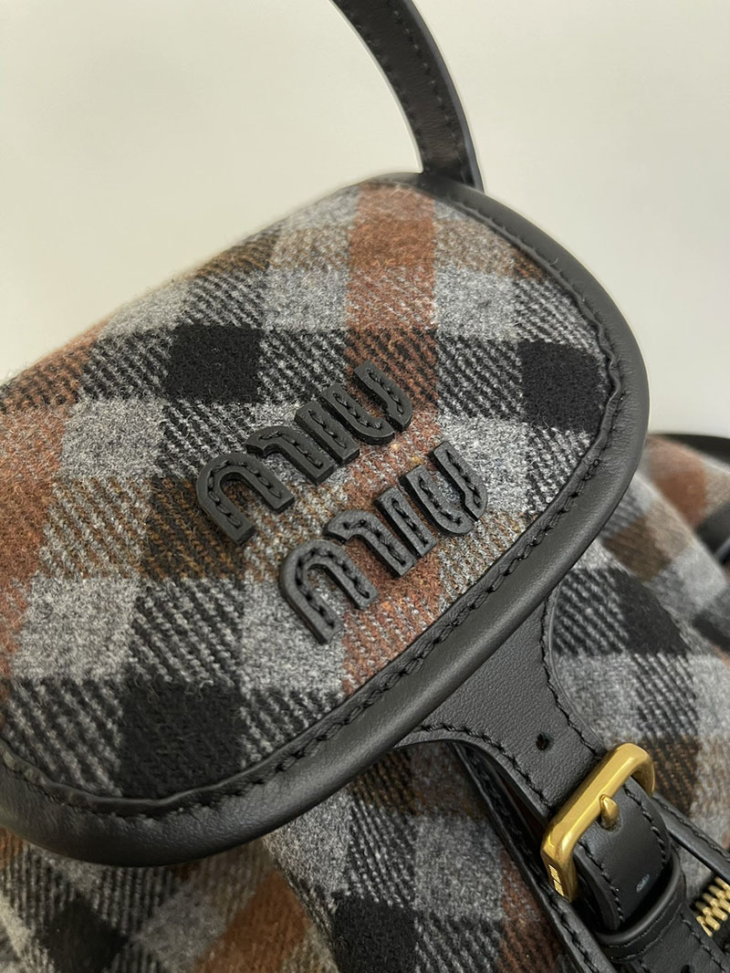 最高級MiuMiuスーパーコピー ミュウミュウ プレイドxレザー バックパック 5BZ043_2IFK_F0RDS_V_OOM Miumiu リュック レディース - 画像 (8)