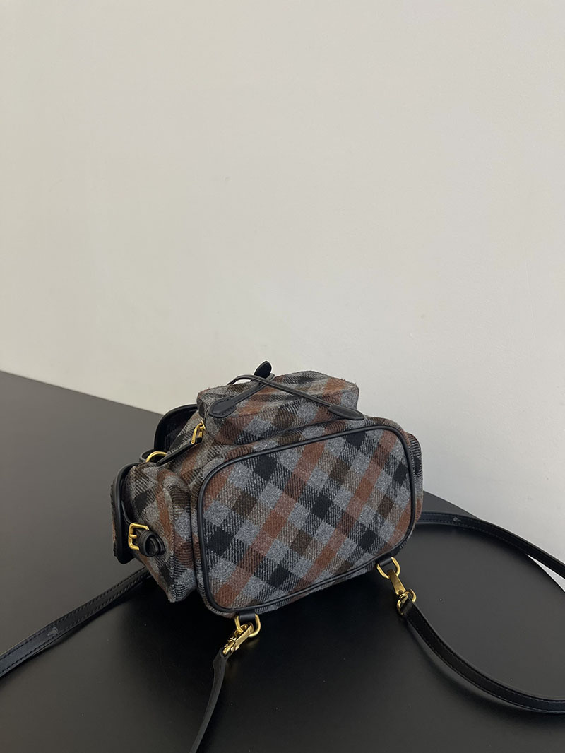 最高級MiuMiuスーパーコピー ミュウミュウ プレイドxレザー バックパック 5BZ043_2IFK_F0RDS_V_OOM Miumiu リュック レディース - 画像 (2)