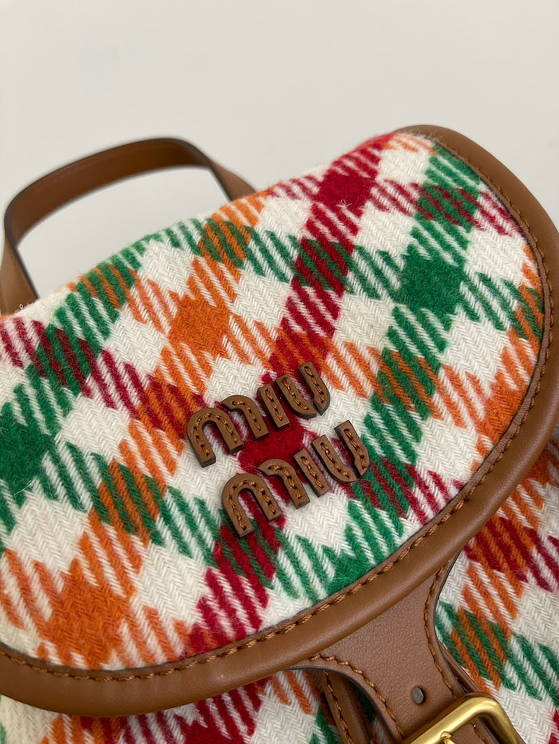 最高級MiuMiuスーパーコピー ミュウミュウ プレイドxレザー バックパック 5BZ042_2IFK_F0Q6N_V_OOM ミュウミュウ リュック - 画像 (8)