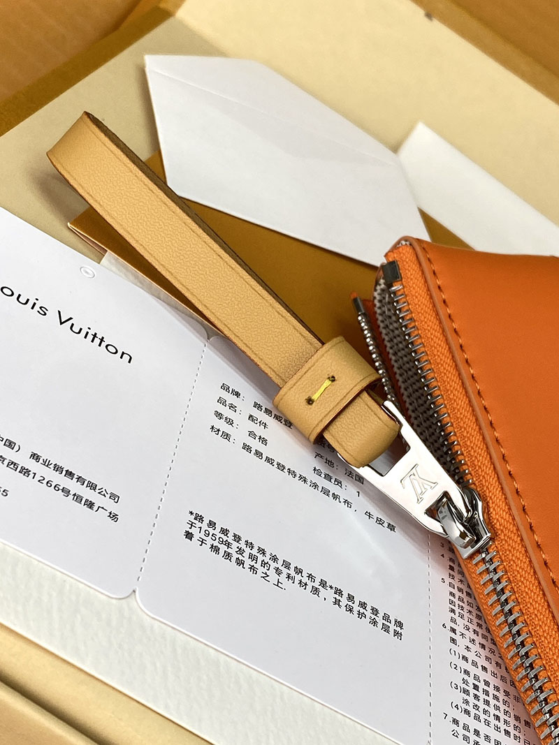 ルイヴィトン バッグ 新作 Louis Vuitton ポシェット・ヴォワヤージュ キャラメル M26828 ヴィトン クラッチバッグ メンズ - 画像 (3)