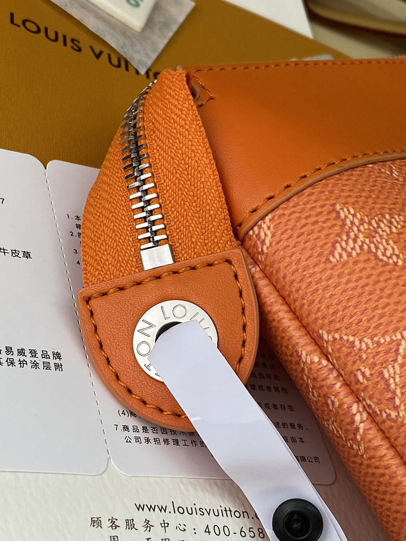 ルイヴィトン バッグ 新作 Louis Vuitton ポシェット・ヴォワヤージュ キャラメル M26828 ヴィトン クラッチバッグ メンズ - 画像 (2)