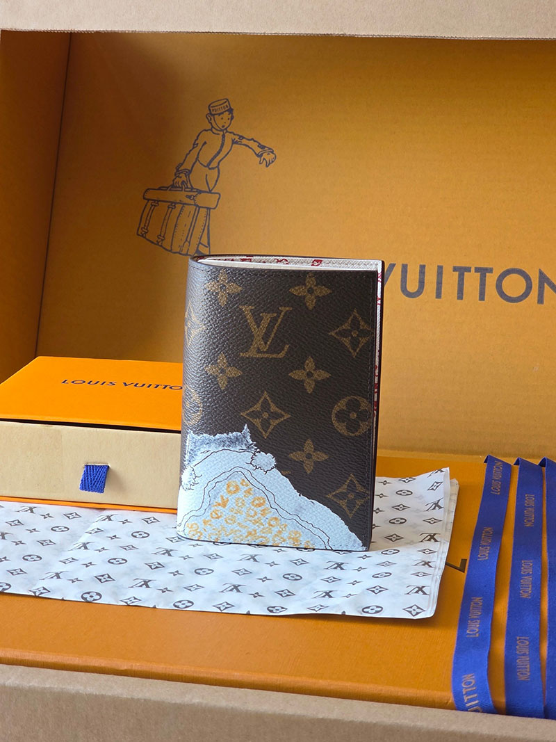 ルイヴィトン パスポートケース レディース