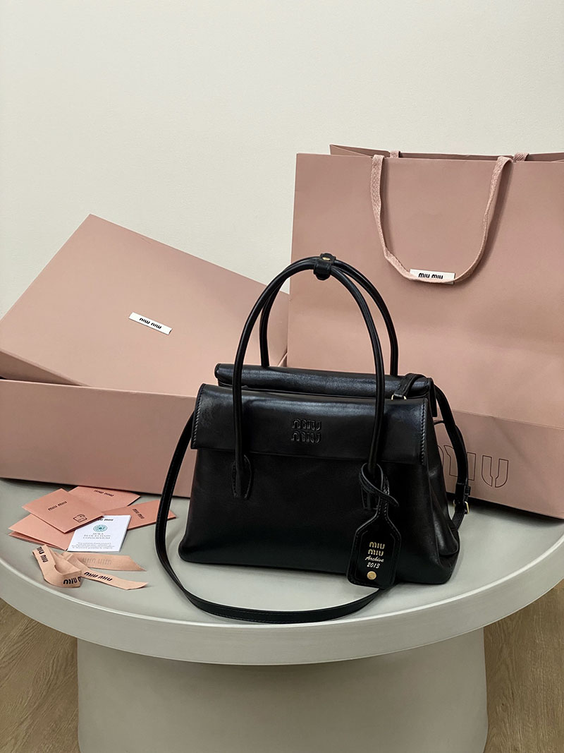 ミュウミュウ ボストンバッグ