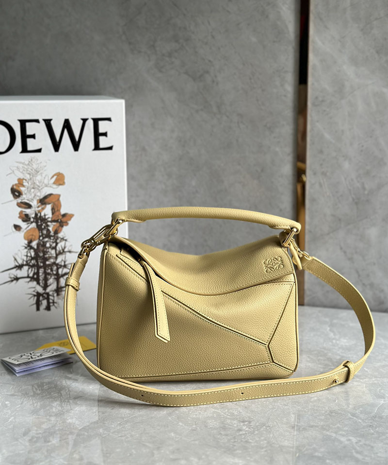 最高級ロエベスーパーコピー LOEWE Puzzle Small Bag パズル バッグ ショルダーバッグ イエロー 2526662 ロエベ パズルバッグ ショルダー - 画像 (9)