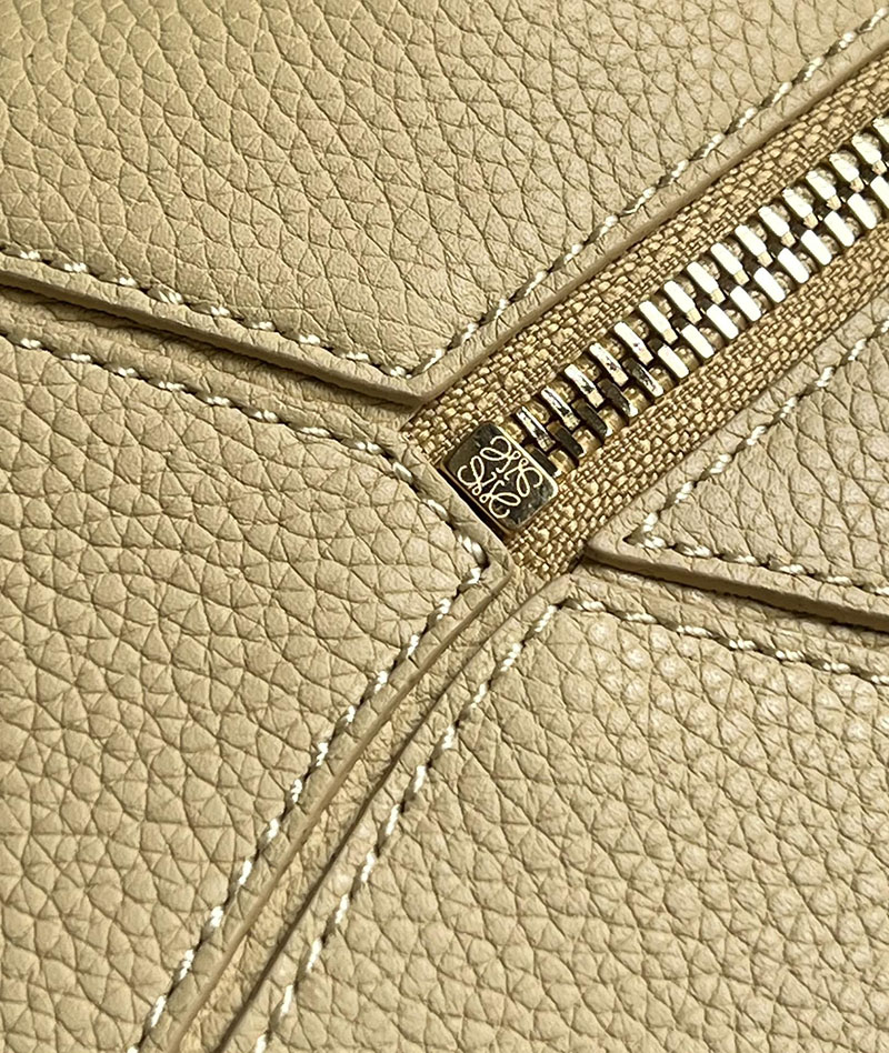 最高級ロエベスーパーコピー LOEWE Puzzle Small Bag パズル バッグ ショルダーバッグ イエロー 2526662 ロエベ パズルバッグ ショルダー - 画像 (2)