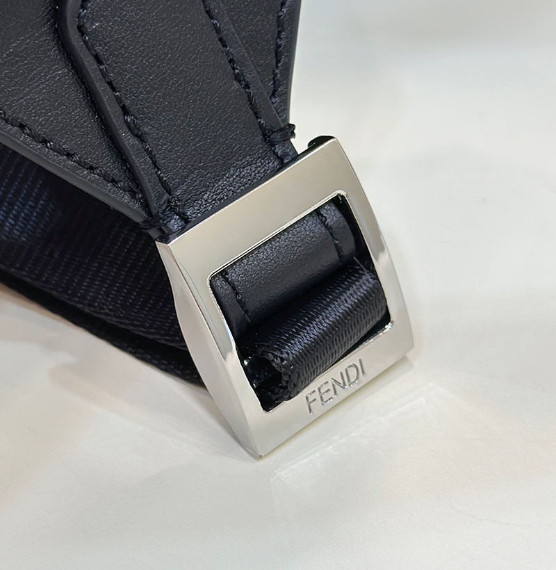 最高級フェンディスーパーコピー FENDI Fストライク ラージ FFジャカードファブリック バックパック ネイビー/ブラック 7VZ056AG0MF0NPN - 画像 (6)