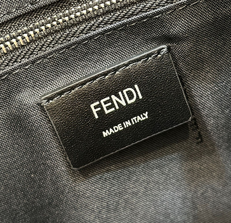 最高級フェンディスーパーコピー FENDI Fストライク ラージ FFジャカードファブリック バックパック ネイビー/ブラック 7VZ056AG0MF0NPN - 画像 (4)