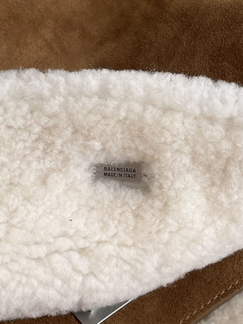 バレンシアガ バッグ 人気 レディース BALENCIAGA ロデオ ラージ シアリング裏地 スエードバッグ ノーチェ/ホワイト 2526679 - 画像 (5)