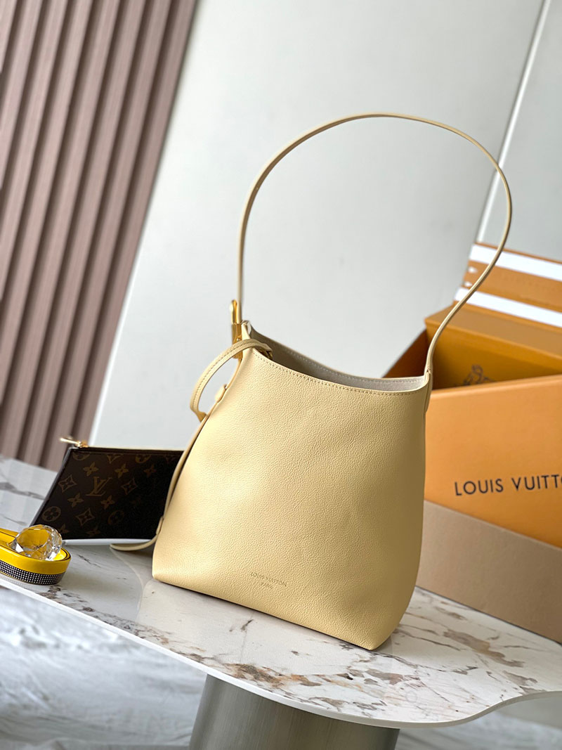 ルイヴィトン ロウキー ホーボー PM