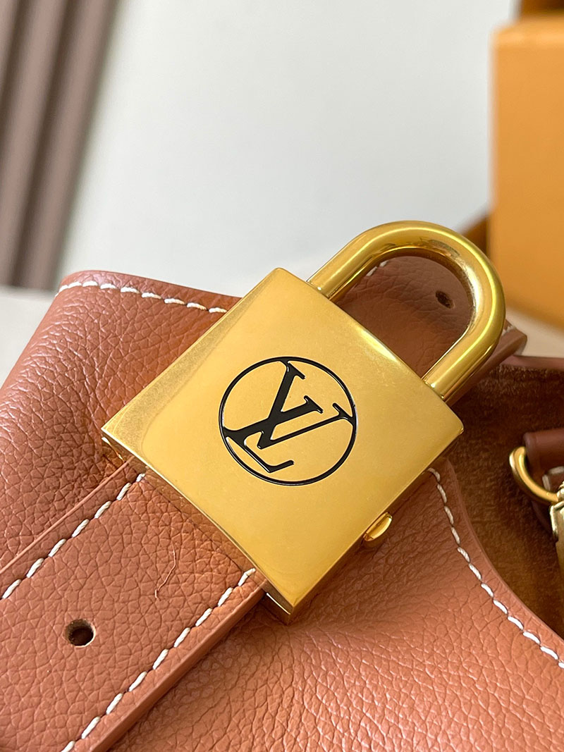 ルイヴィトン バッグ 新作 Louis Vuitton ロウキー・ホーボー PM コニャック M25354 ルイヴィトン ロウキー ホーボー 口コミ - 画像 (5)