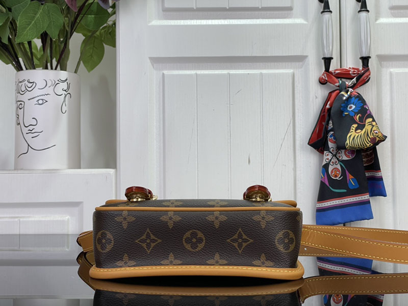 最高級ルイヴィトンスーパーコピー Louis Vuitton サッチェル・ウェアラブル ウォレット ブラウン M26805 ルイヴィトン メンズバッグ ランキング - 画像 (7)