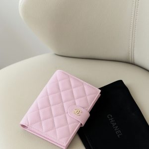 シャネル パスポートケース 定価