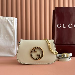 グッチ ショルダーバッグ 革