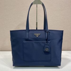 プラダ トートバッグ ナイロン a4