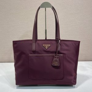 プラダ トートバッグ ナイロン a4