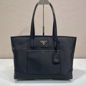 プラダ トートバッグ ナイロン a4