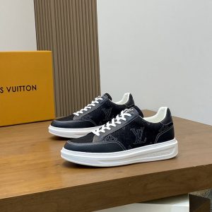 ヴィトン スニーカー メンズ