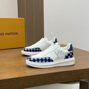 ルイヴィトン スニーカー 新作