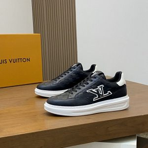 ルイヴィトン スニーカー 人気